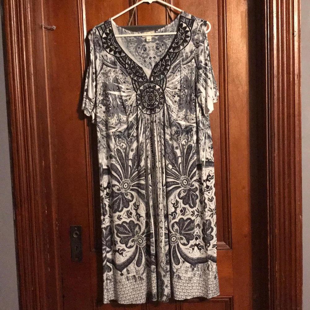 Black and white dress